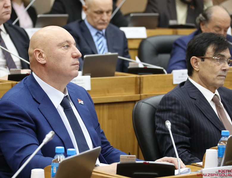 Доплату за кресло-коляску увеличили в Приморье