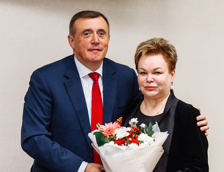 Елена Касьянова избрана председателем сахалинского парламента