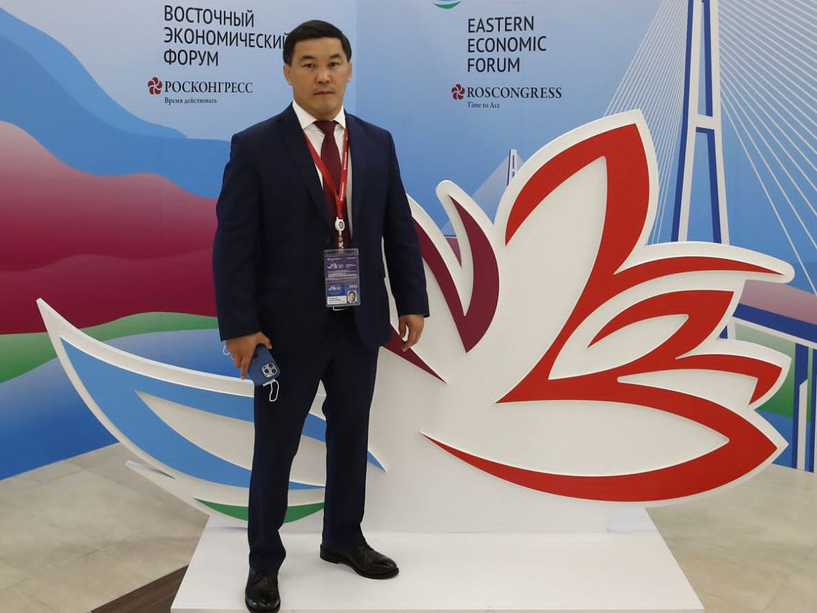 Владивосток в эти дни – центр экономической и политической жизни