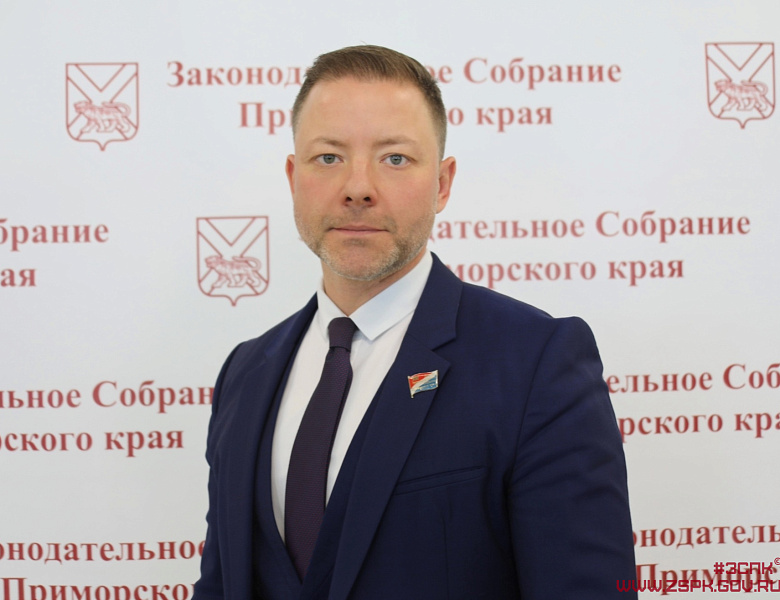 Приморский парламент возглавил Антон Волошко