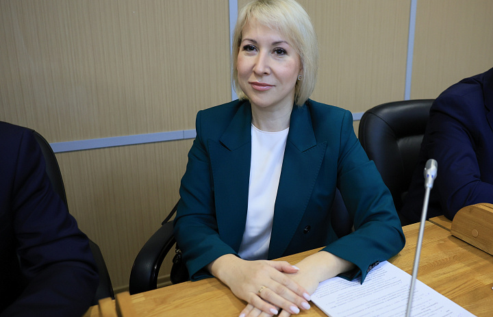 Приморские депутаты заслушали ежегодный доклад бизнес-омбудсмена края