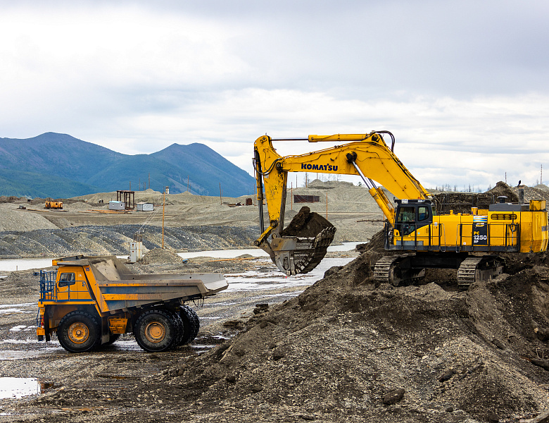 Сергей Абрамов: Если золотодобывающим предприятиям региона удастся полностью реализовать свои планы, то мы получим прирост доходов регионального бюджета
