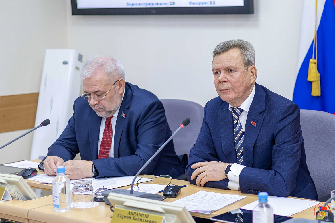 Магаданская областная Дума сохранила размер коэффициента, отражающего региональные особенности рынка труда, на 2024 год на уровне текущего года