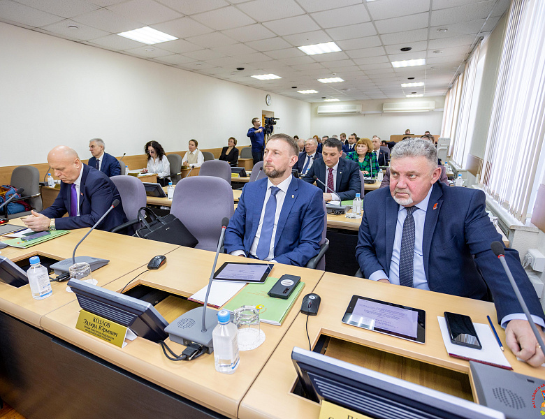 Первые поправки в региональный бюджет 2023 года приняла Магаданская областная Дума