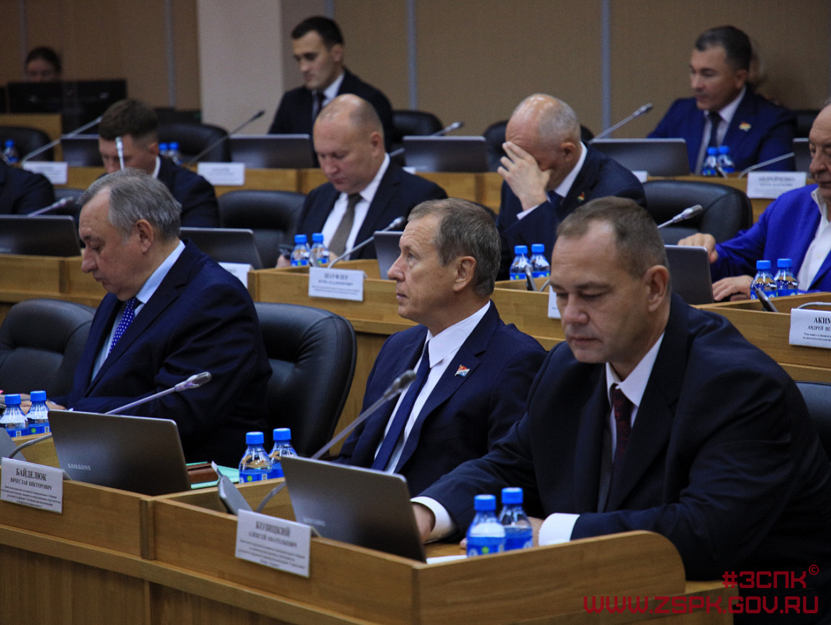 Приморский закон о штрафстоянках дополнили новыми положениями