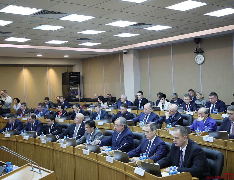 Срок действия мер соцподдержки продлили в Приморье