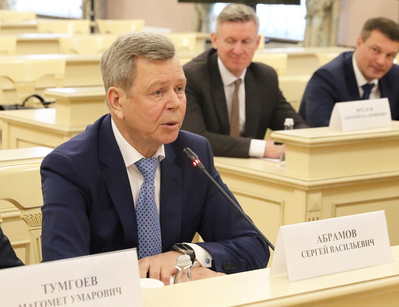 Магаданские законодатели предлагают поддержать недропользователей