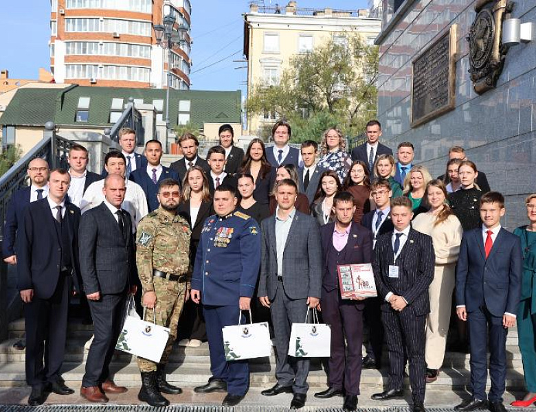 Участники программы «Герои Vостока»: основная задача – своими действиями и результатами работы сделать страну лучше и сильнее