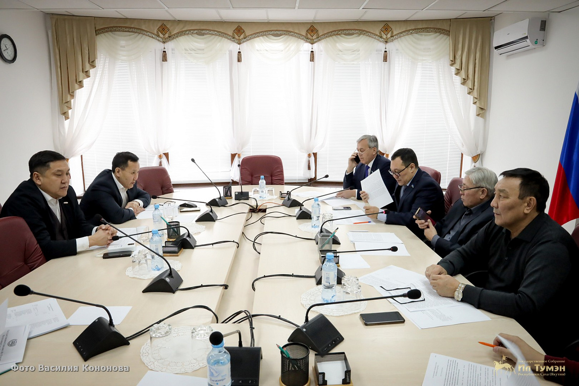 Комитет Государственного Собрания (Ил Тумэн) Республики Саха (Якутия) по местному самоуправлению обсудил расширение дальневосточной ипотеки