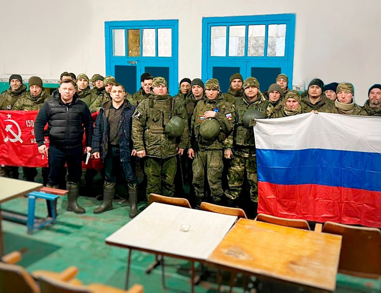Руководители области встретились с бойцами из ЕАО в зоне спецоперации