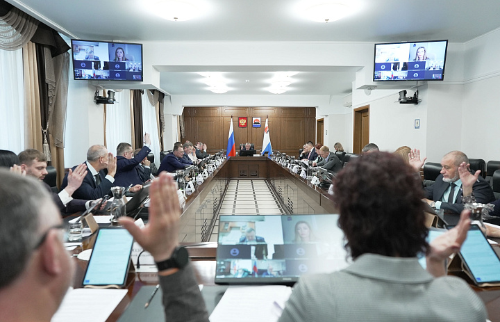 Камчатские депутаты предложили изменить правила выпуска искусственно выращенных мальков лосося